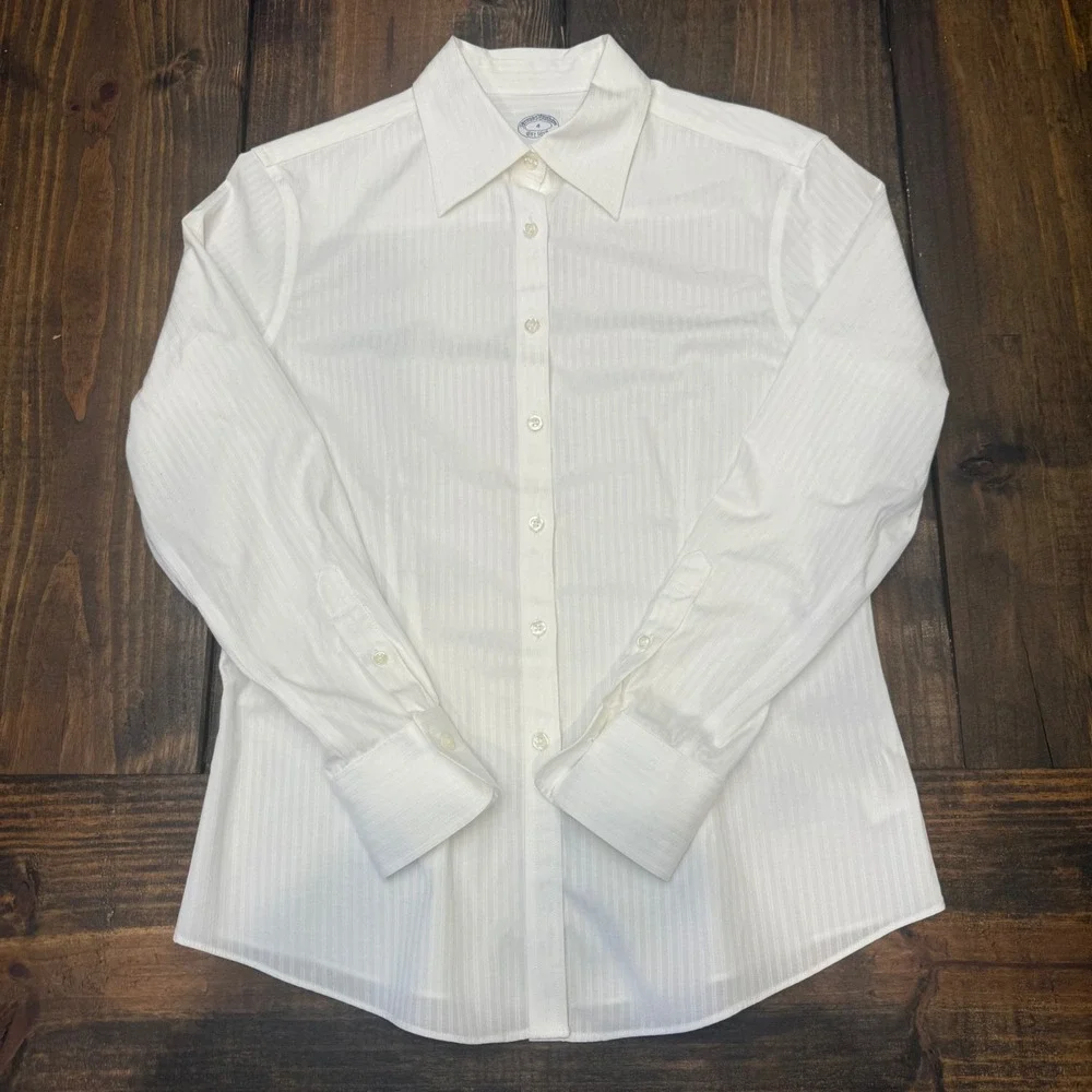 Brooks Brothers Fitted Stretch Classic White Pinstripe Button Down Women Size 4 - Picture 1 of 6